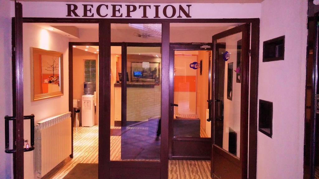 B&B Bazeni Sarajevo Bagian luar foto