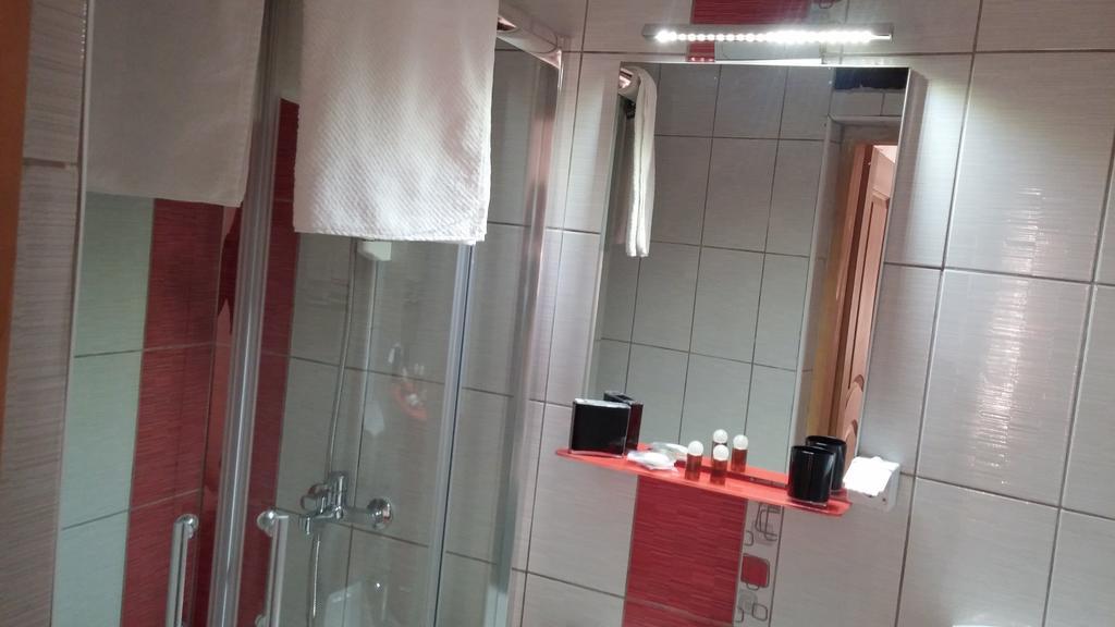 B&B Bazeni Sarajevo Ruang foto