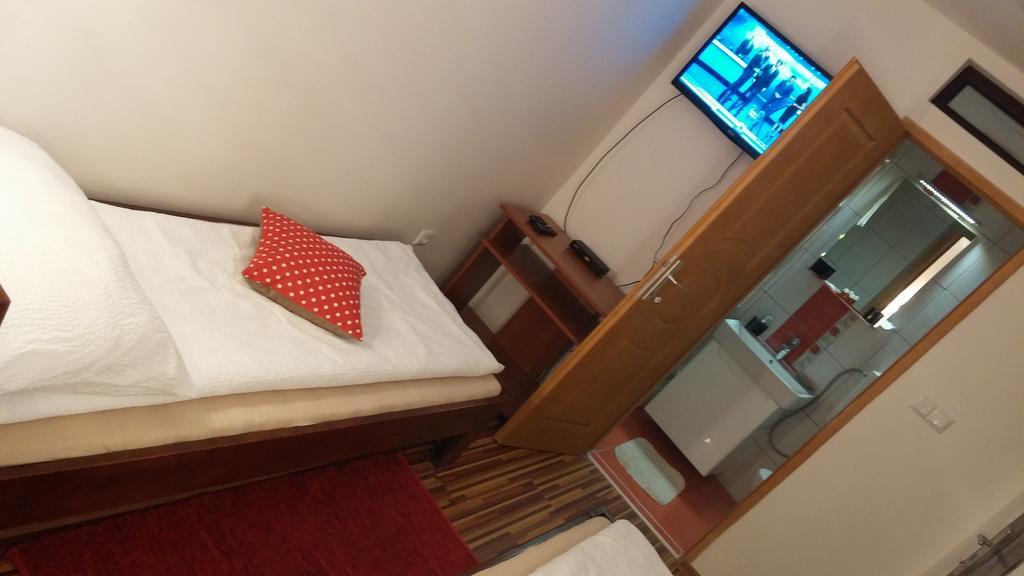B&B Bazeni Sarajevo Ruang foto