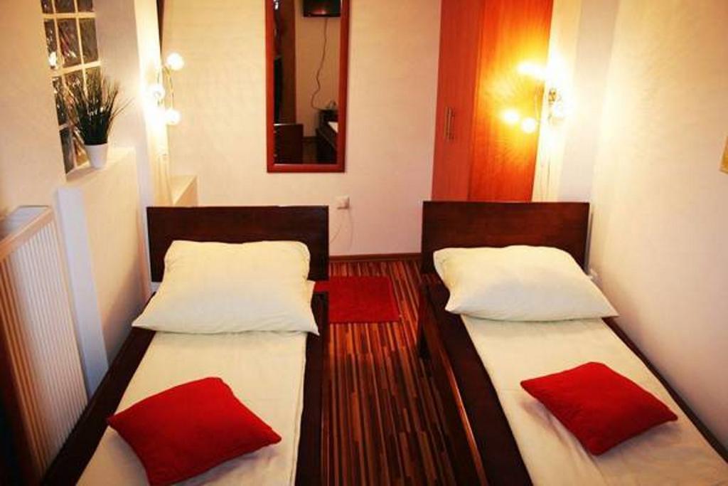 B&B Bazeni Sarajevo Bagian luar foto