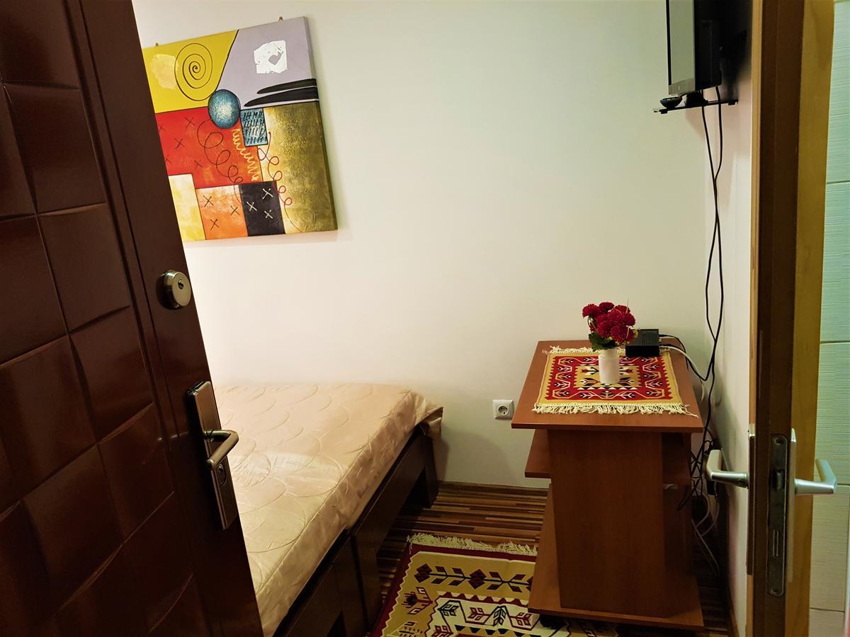 B&B Bazeni Sarajevo Bagian luar foto